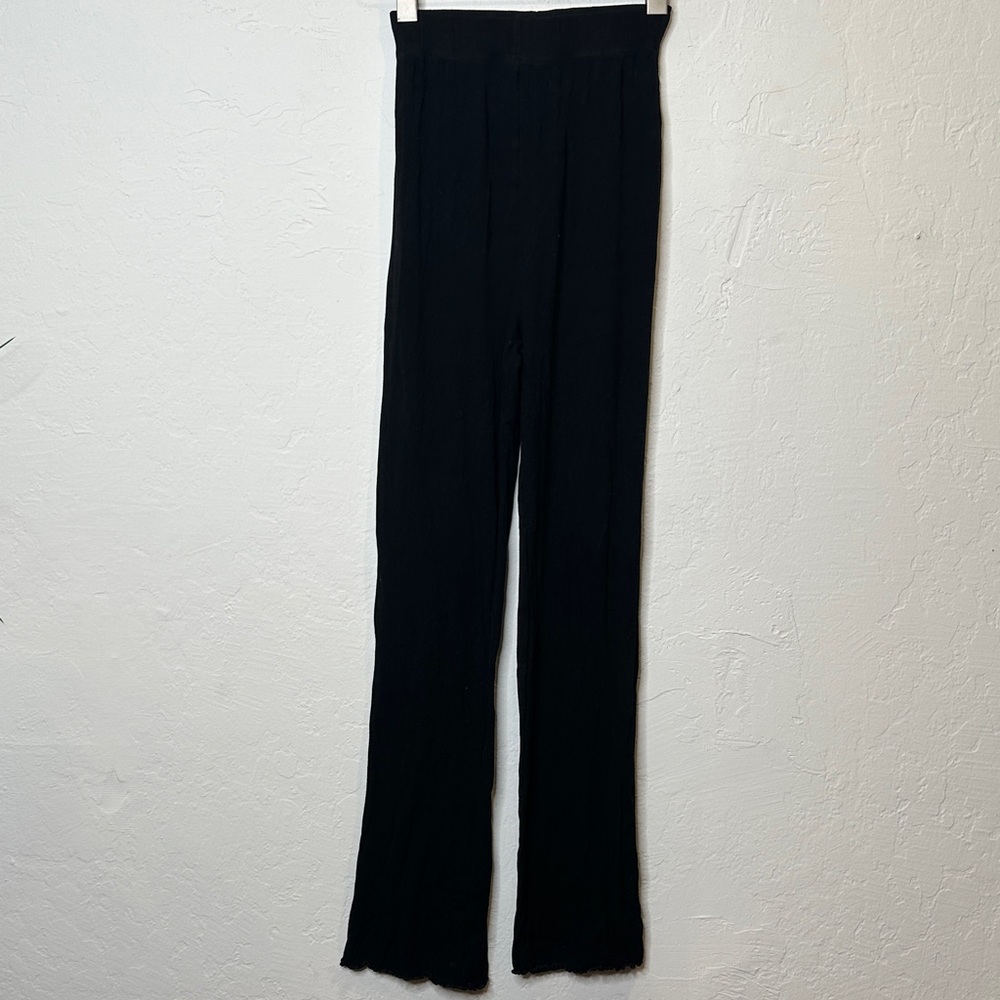 Chic Women's Black Straight Leg Ribbed Pants Scalloped Bottom Detail Size XXS